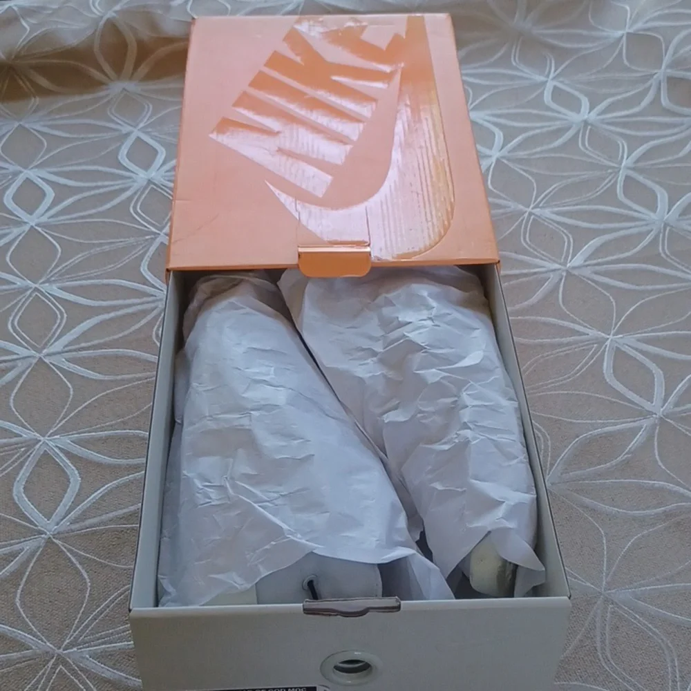 Unisex Nike Air, Fear of God, Mocs!